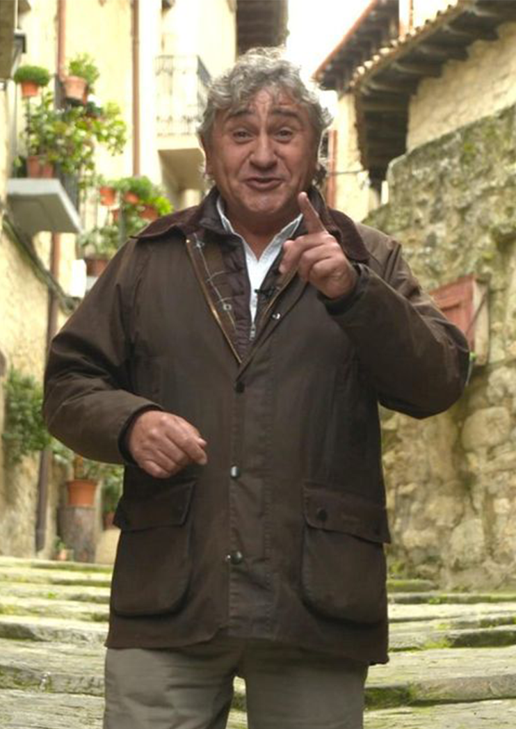 Javier Segarra en el programa de "Pequeños Pueblos" de Aragón TV